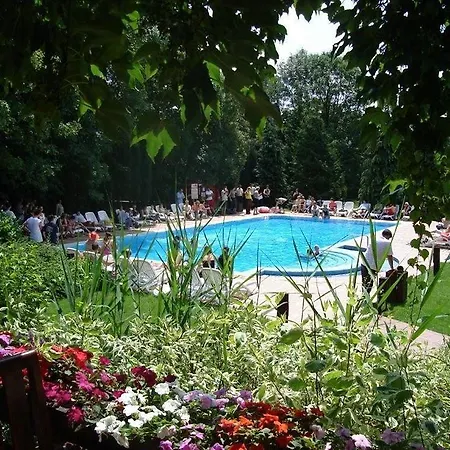 Hotel Normafa & Retreat 4*