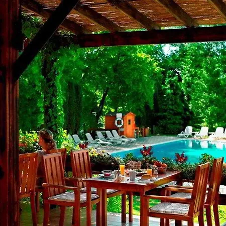 Hotel Normafa & Retreat