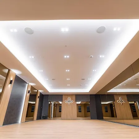 酒店 Normafa & Retreat 4*
